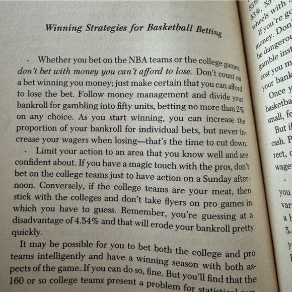Playboy's guide to basketball betting Edwin Silberstang 1982 First Ed. paperback - Picture 8 of 11